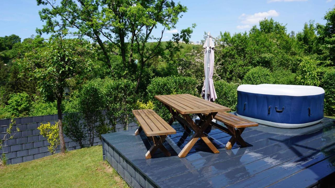 Ferienwohnung Wunderschoen เวิร์ซบวร์ก ภายนอก รูปภาพ